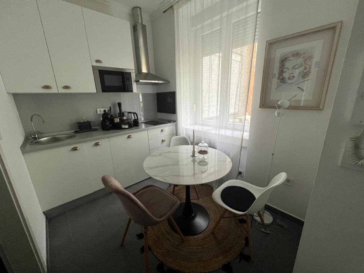Center City Apartment 2 Zagreb Exterior foto